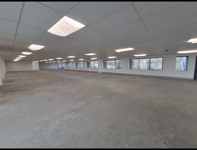 777M² OFFICE TO LET IN WOODMEAD